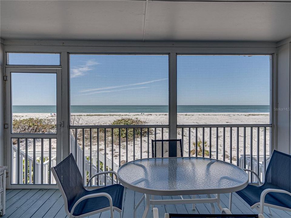 待售: $2,450,000 (2 贝兹, 2 浴室, 1328 平方英尺)