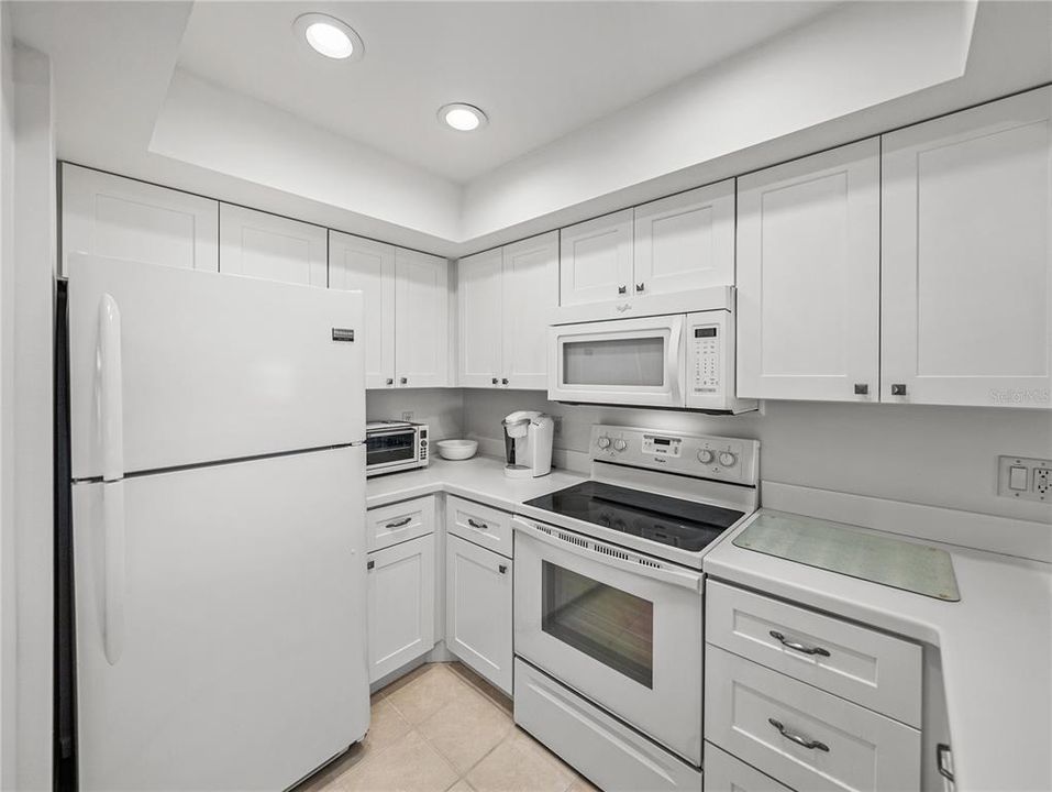 待售: $2,450,000 (2 贝兹, 2 浴室, 1328 平方英尺)