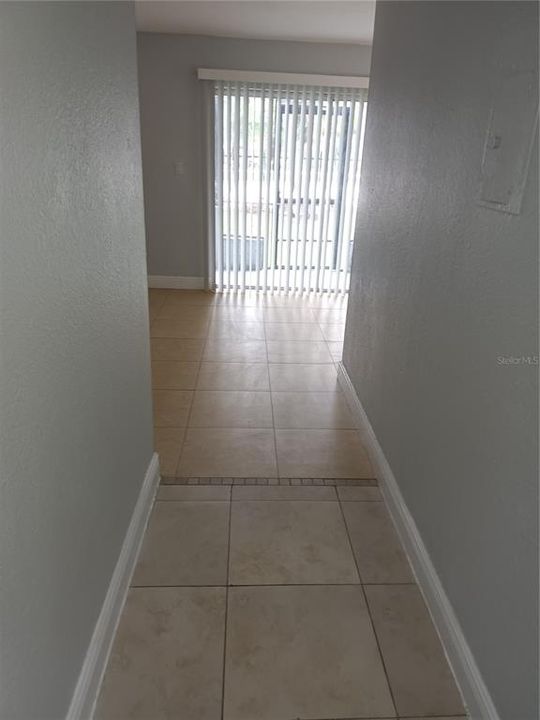 В аренду: $1,500 (2 спален, 2 ванн, 976 Квадратных фут)