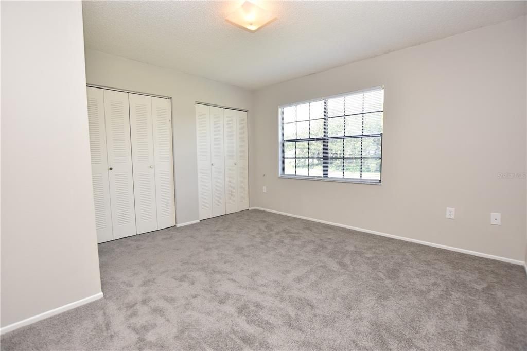 В аренду: $1,315 (2 спален, 1 ванн, 992 Квадратных фут)