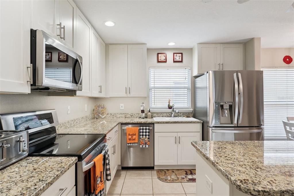 На продажу: $490,000 (4 спален, 2 ванн, 1965 Квадратных фут)