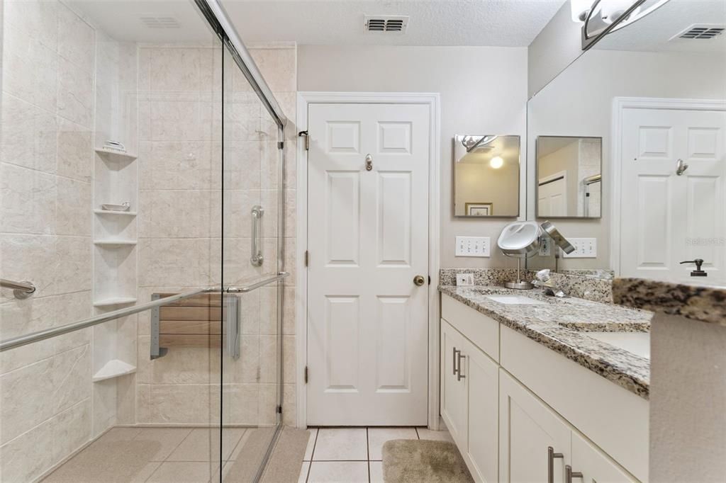 На продажу: $490,000 (4 спален, 2 ванн, 1965 Квадратных фут)