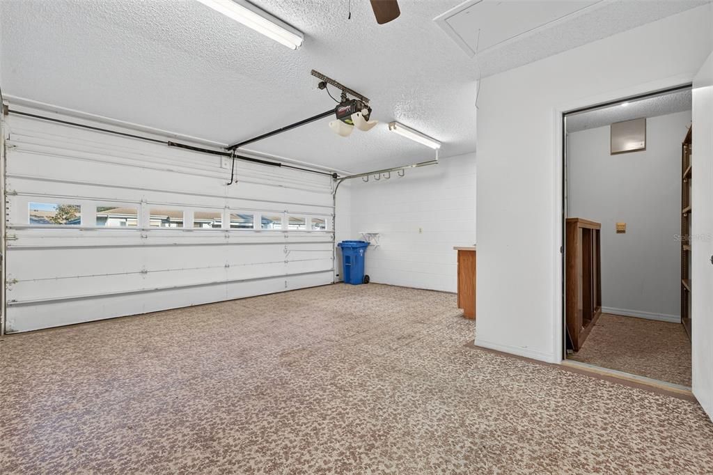 На продажу: $249,900 (2 спален, 2 ванн, 1878 Квадратных фут)