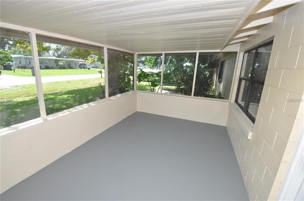 For Rent: $1,395 (3 beds, 1 baths, 912 Square Feet)