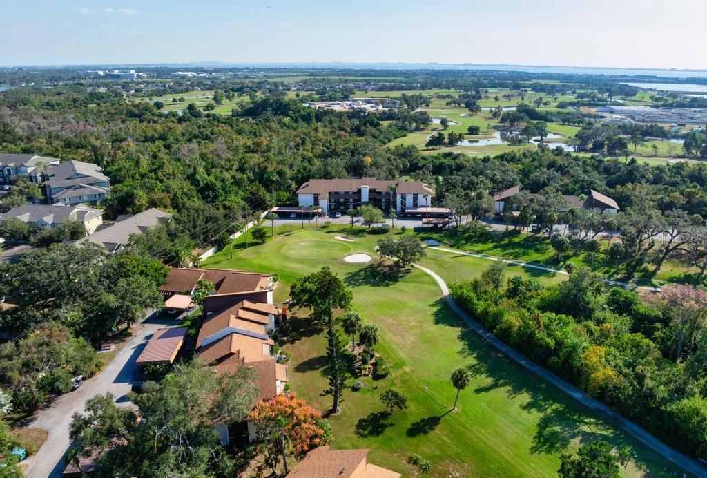 待售: $159,900 (2 贝兹, 2 浴室, 832 平方英尺)