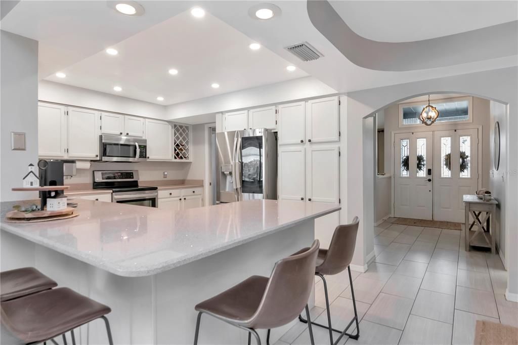 Active With Contract: $431,500 (3 beds, 2 baths, 2000 Square Feet)