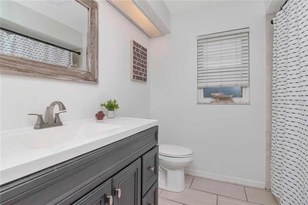 Active With Contract: $431,500 (3 beds, 2 baths, 2000 Square Feet)