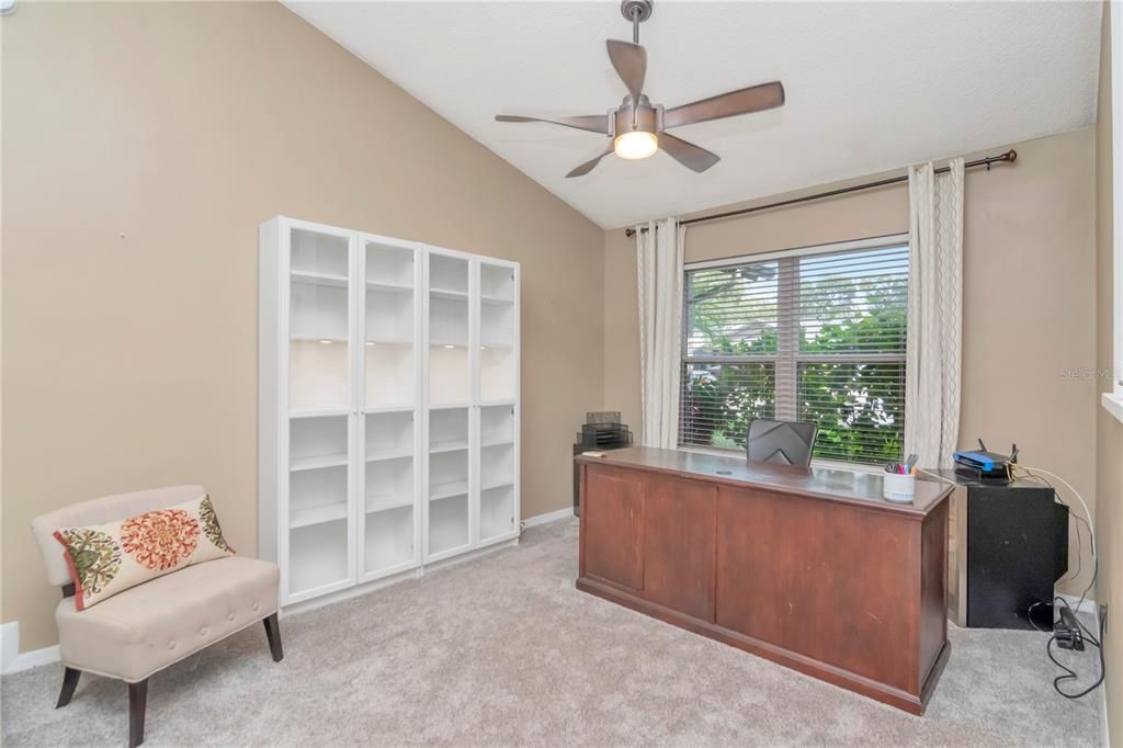 Active With Contract: $431,500 (3 beds, 2 baths, 2000 Square Feet)