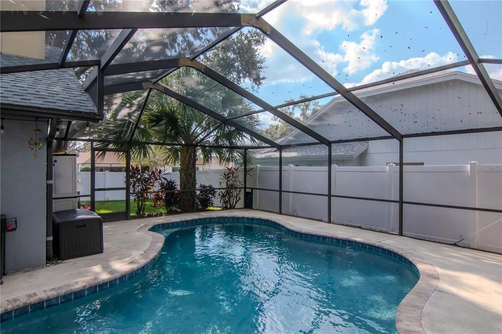 Active With Contract: $431,500 (3 beds, 2 baths, 2000 Square Feet)