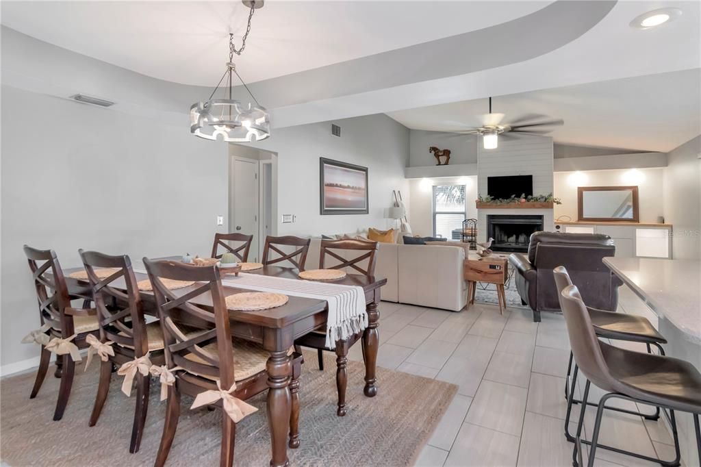 Active With Contract: $431,500 (3 beds, 2 baths, 2000 Square Feet)