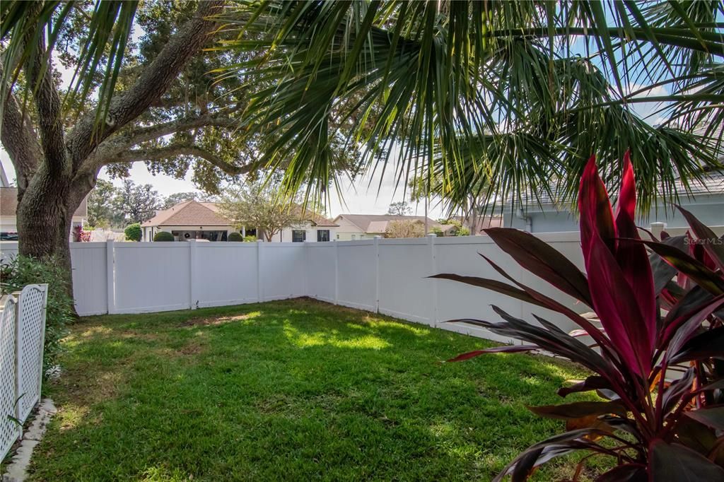 Active With Contract: $431,500 (3 beds, 2 baths, 2000 Square Feet)