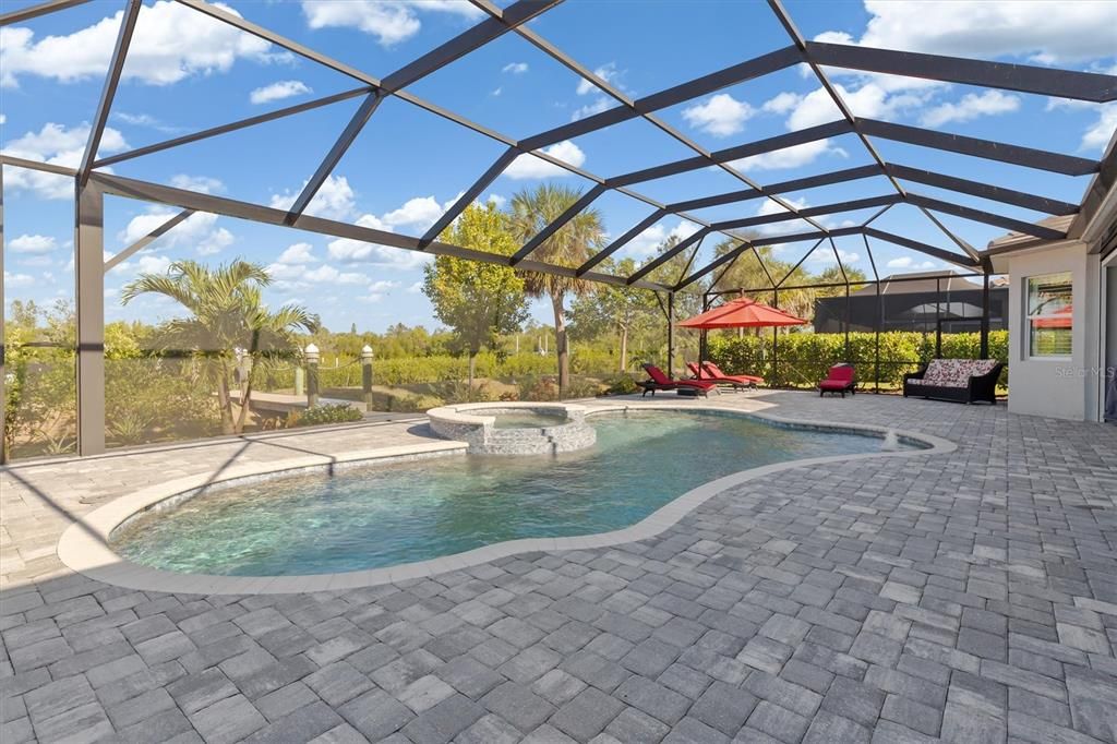 En Venta: $1,075,000 (4 camas, 2 baños, 2366 Pies cuadrados)