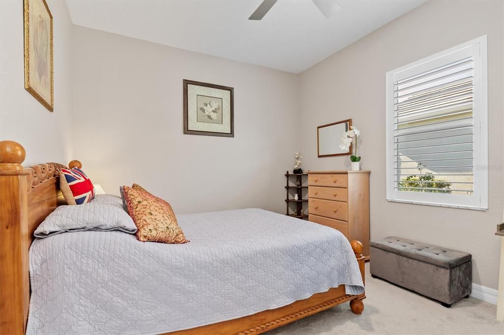 En Venta: $1,075,000 (4 camas, 2 baños, 2366 Pies cuadrados)