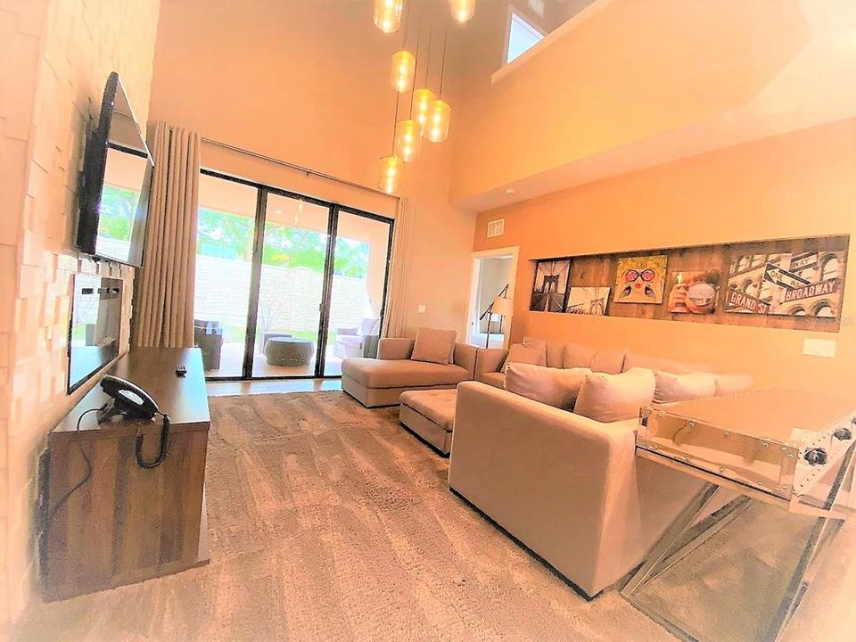 待售: $620,000 (4 贝兹, 4 浴室, 2356 平方英尺)