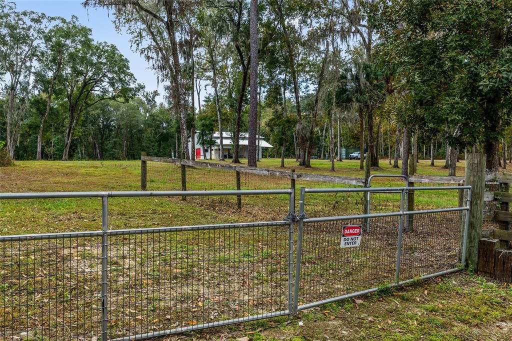 For Sale: $789,500 (10.00 acres)