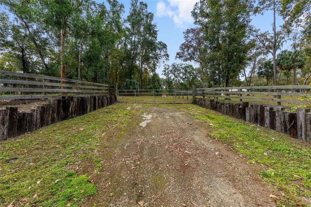 For Sale: $789,500 (10.00 acres)