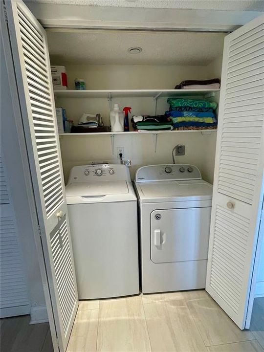 For Rent: $6,900 (2 beds, 2 baths, 1464 Square Feet)