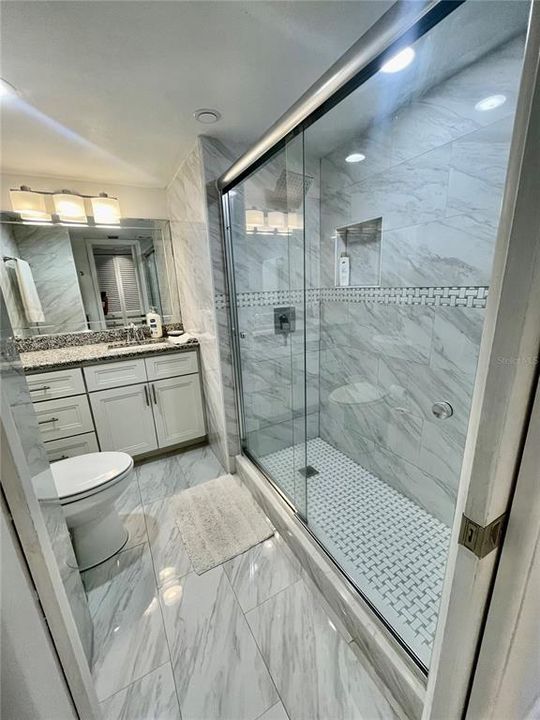 For Rent: $6,900 (2 beds, 2 baths, 1464 Square Feet)