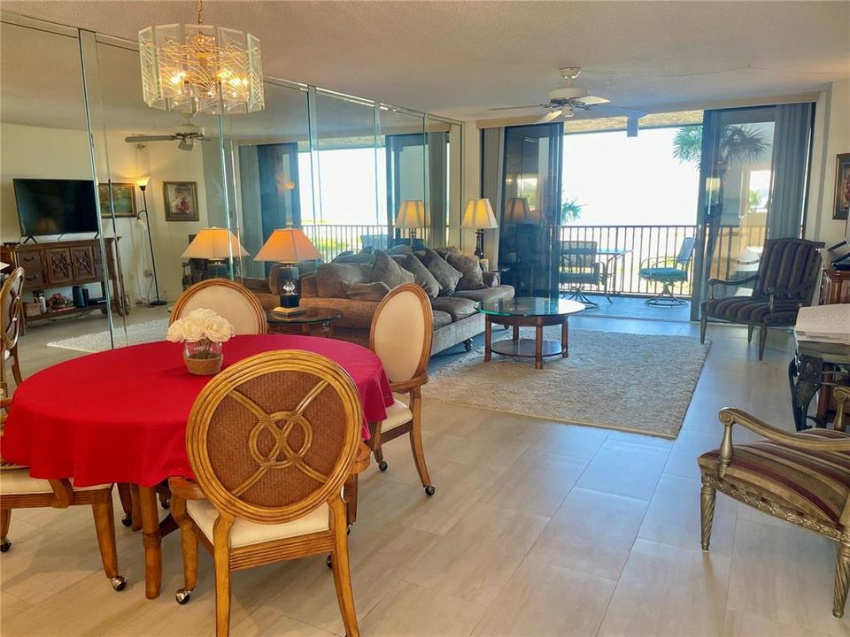 For Rent: $6,900 (2 beds, 2 baths, 1464 Square Feet)