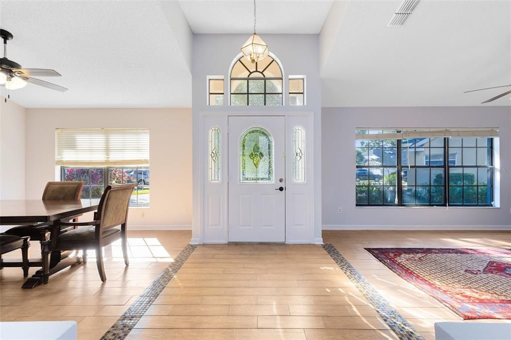 Active With Contract: $549,900 (4 beds, 3 baths, 2579 Square Feet)