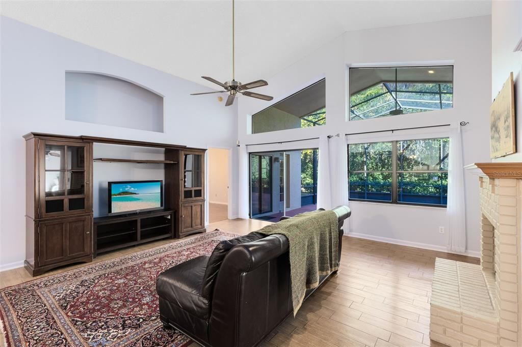 Active With Contract: $549,900 (4 beds, 3 baths, 2579 Square Feet)