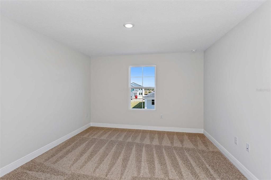 For Sale: $555,324 (5 beds, 3 baths, 3183 Square Feet)