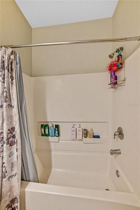 待售: $459,990 (5 贝兹, 3 浴室, 3033 平方英尺)