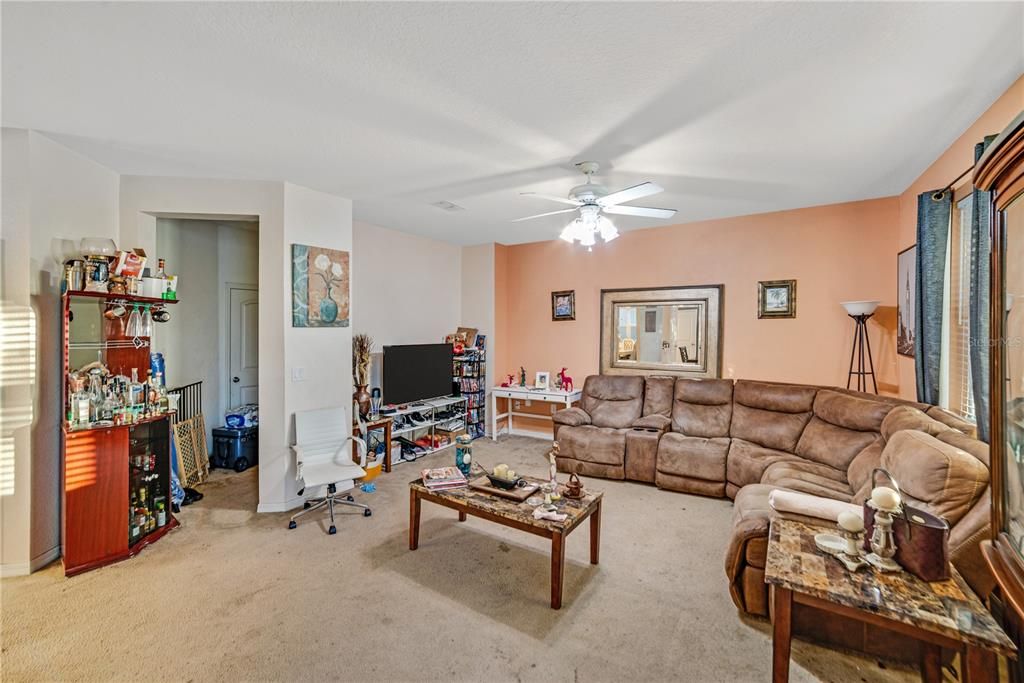 待售: $459,990 (5 贝兹, 3 浴室, 3033 平方英尺)