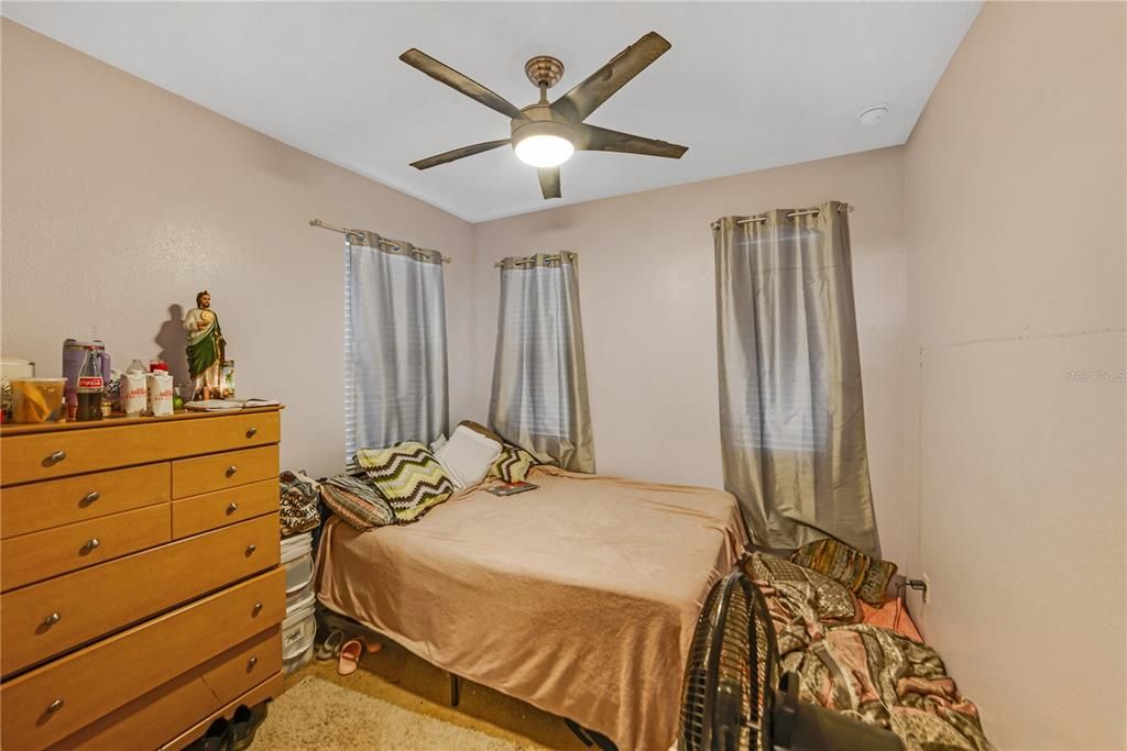 待售: $459,990 (5 贝兹, 3 浴室, 3033 平方英尺)