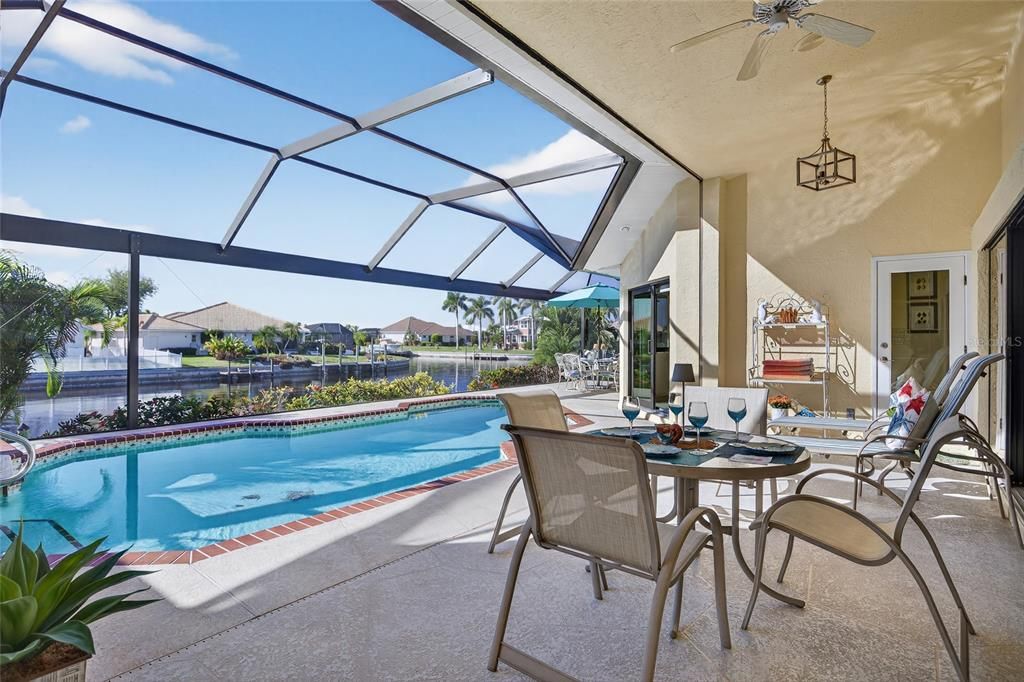 En Venta: $750,000 (3 camas, 2 baños, 2061 Pies cuadrados)