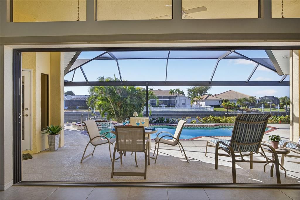 En Venta: $750,000 (3 camas, 2 baños, 2061 Pies cuadrados)