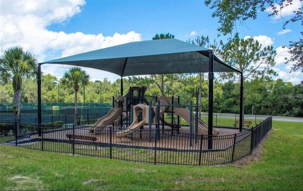 For Rent: $1,000 (1 beds, 1 baths, 482 Square Feet)