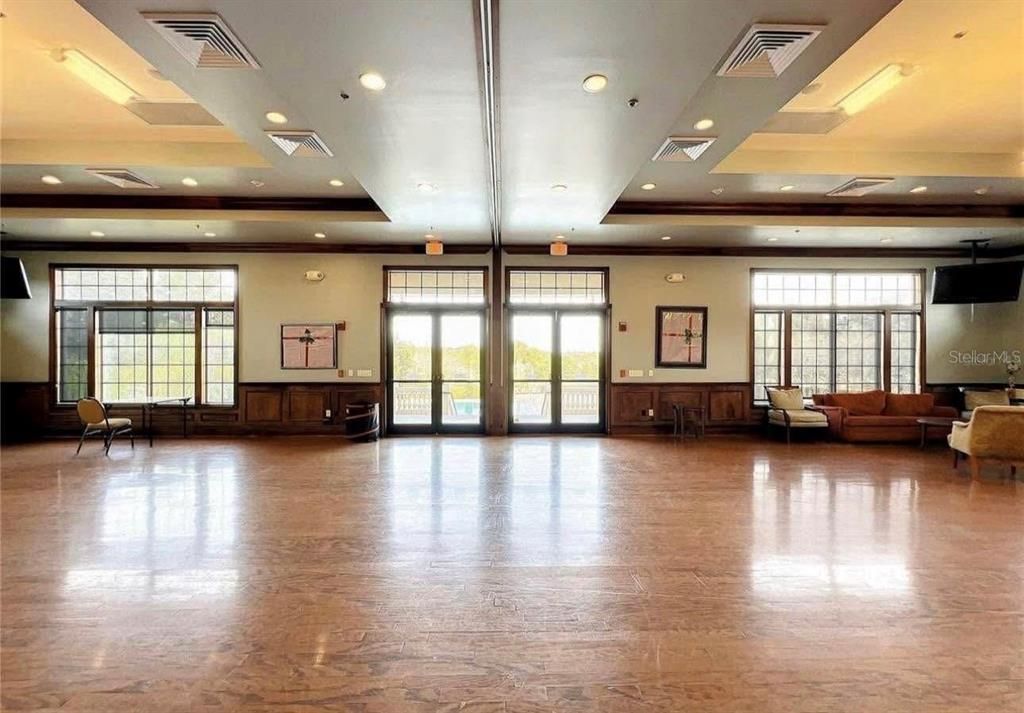 For Rent: $1,000 (1 beds, 1 baths, 482 Square Feet)