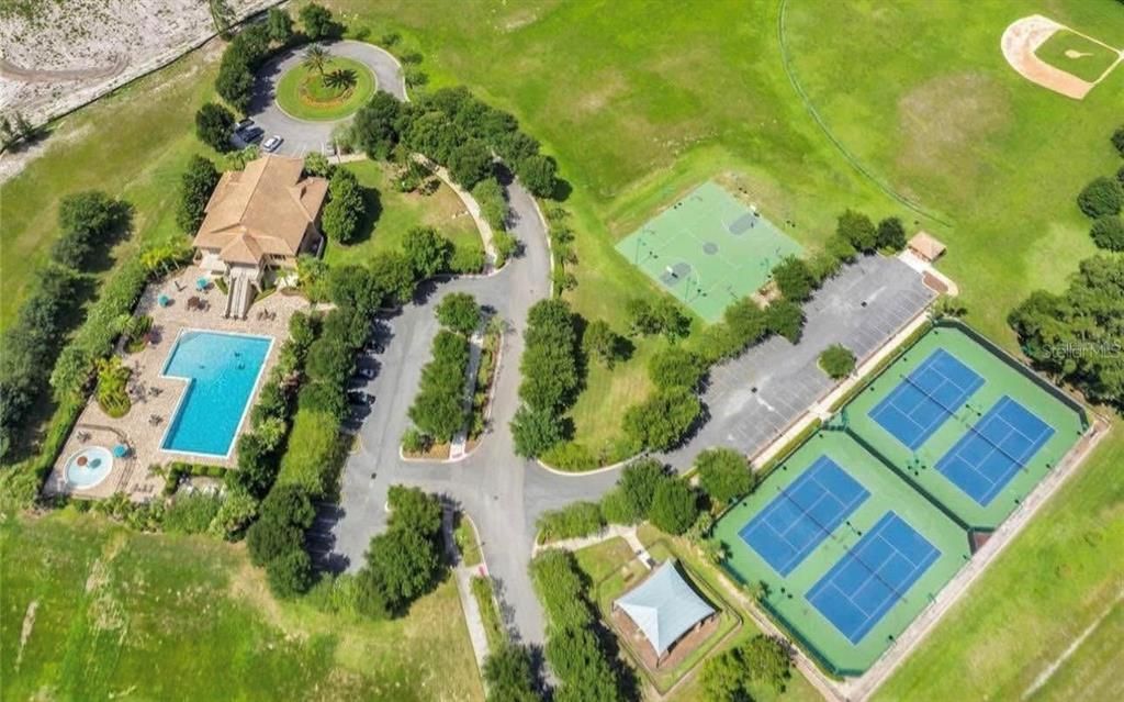 For Rent: $1,000 (1 beds, 1 baths, 482 Square Feet)