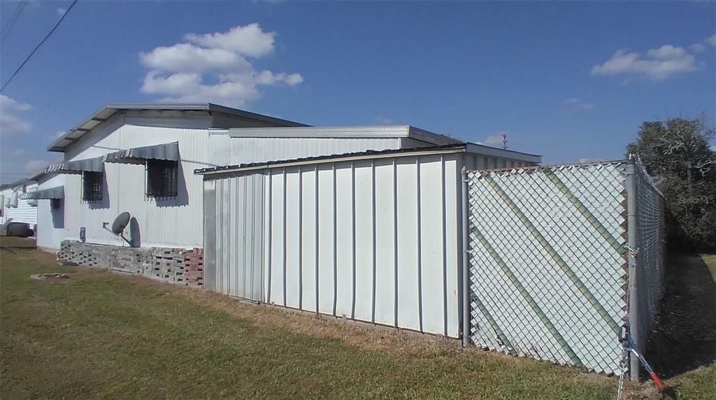 待售: $109,500 (2 贝兹, 2 浴室, 1152 平方英尺)