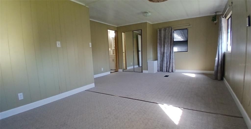 На продажу: $109,500 (2 спален, 2 ванн, 1152 Квадратных фут)