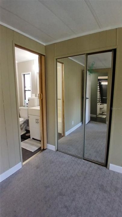 На продажу: $109,500 (2 спален, 2 ванн, 1152 Квадратных фут)