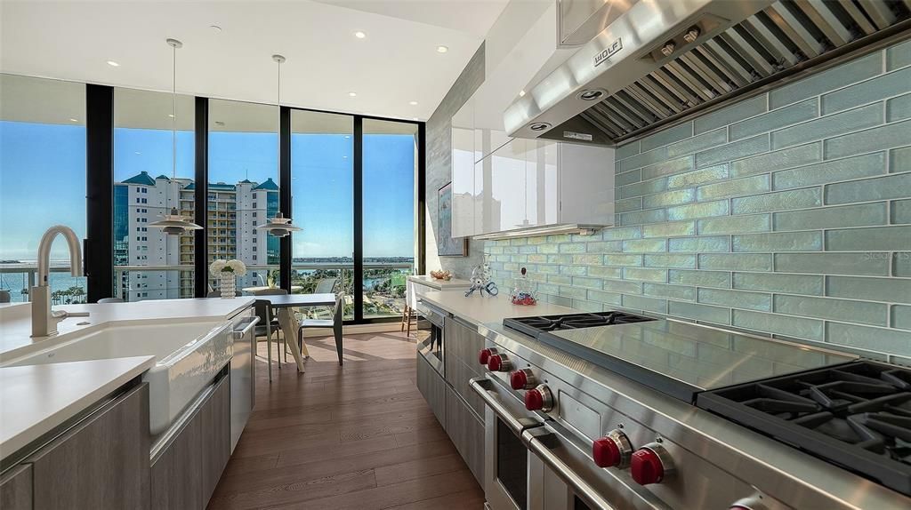 На продажу: $2,250,000 (3 спален, 3 ванн, 2291 Квадратных фут)