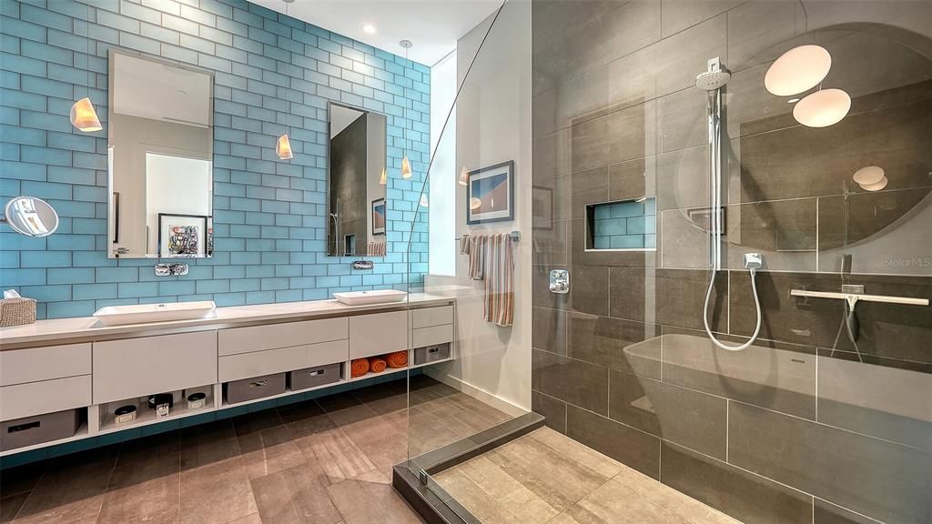 На продажу: $2,250,000 (3 спален, 3 ванн, 2291 Квадратных фут)