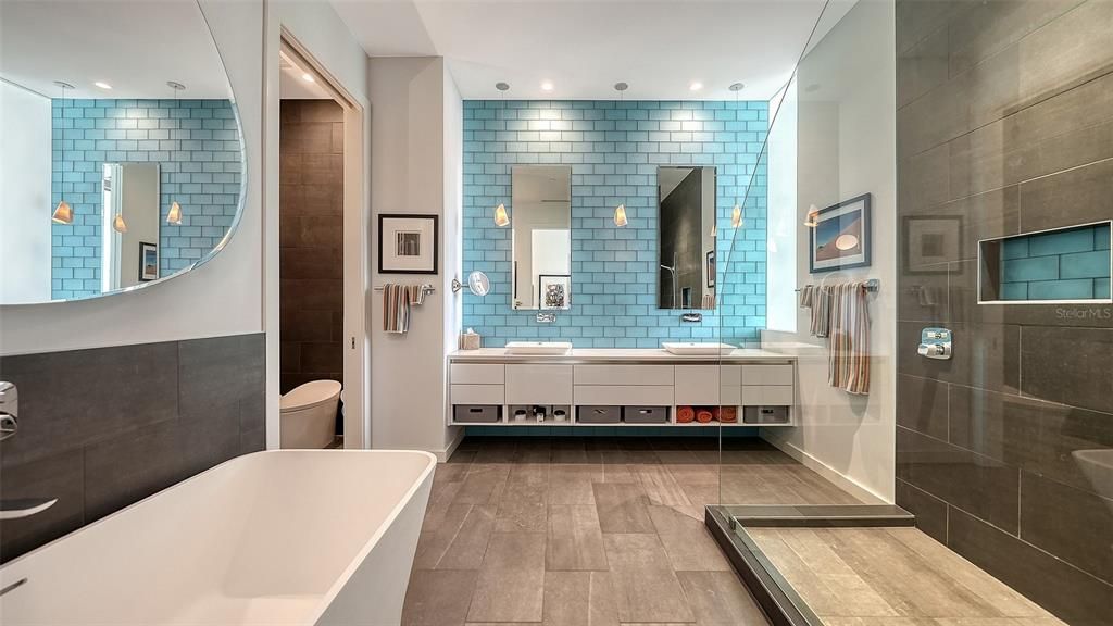 На продажу: $2,250,000 (3 спален, 3 ванн, 2291 Квадратных фут)