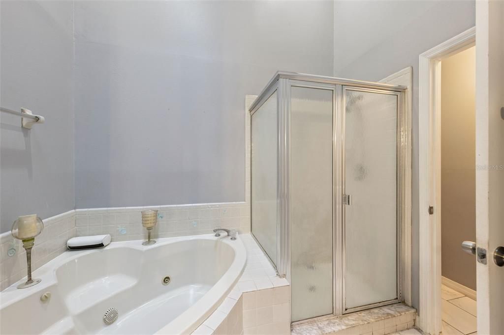 На продажу: $289,999 (3 спален, 2 ванн, 1462 Квадратных фут)