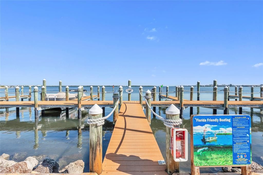 На продажу: $319,000 (1 спален, 1 ванн, 598 Квадратных фут)