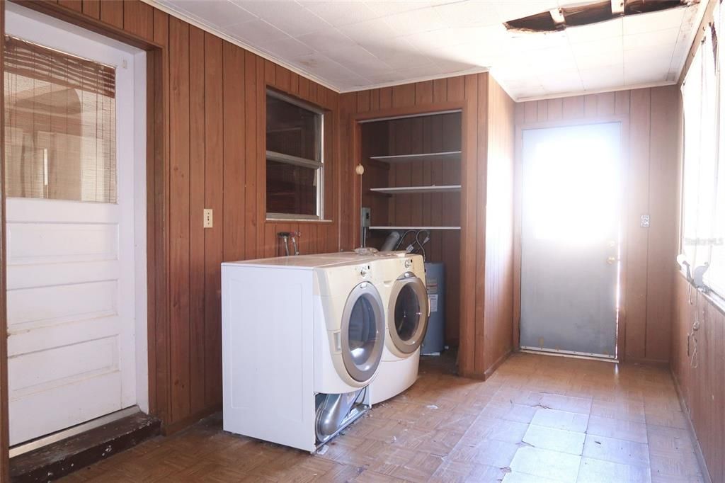 En Venta: $359,900 (0 camas, 0 baños, 2466 Pies cuadrados)