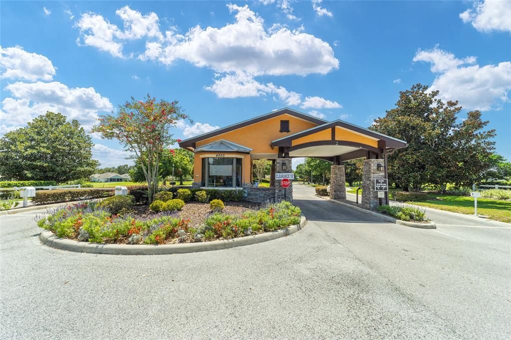 На продажу: $399,900 (3 спален, 2 ванн, 1888 Квадратных фут)