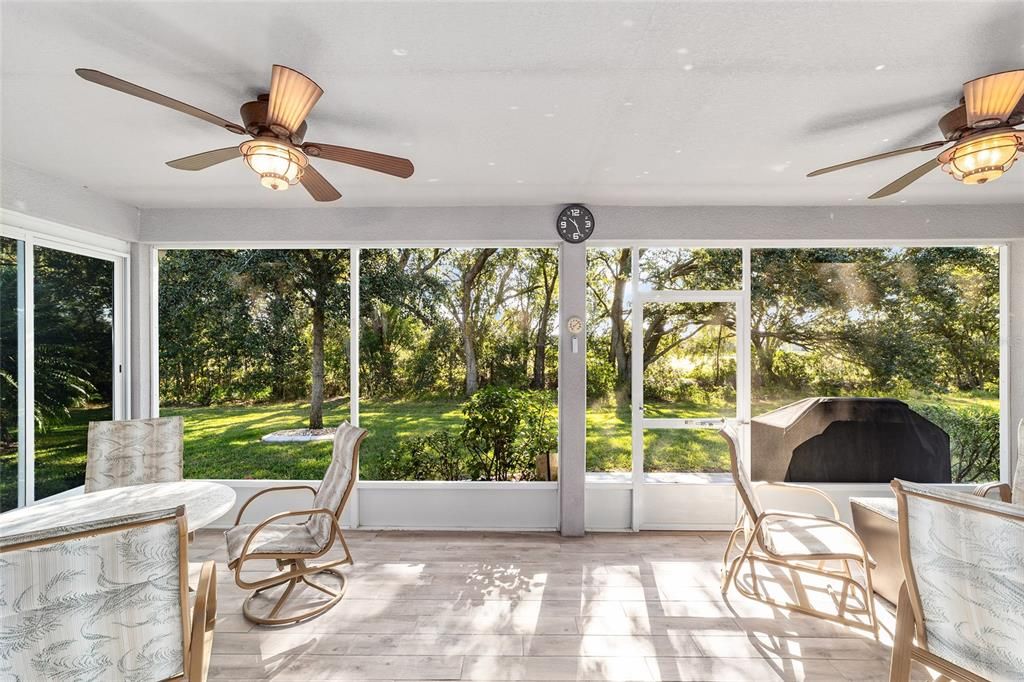 На продажу: $399,900 (3 спален, 2 ванн, 1888 Квадратных фут)