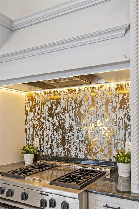 For Sale: $2,600,000 (5 beds, 4 baths, 5366 Square Feet)