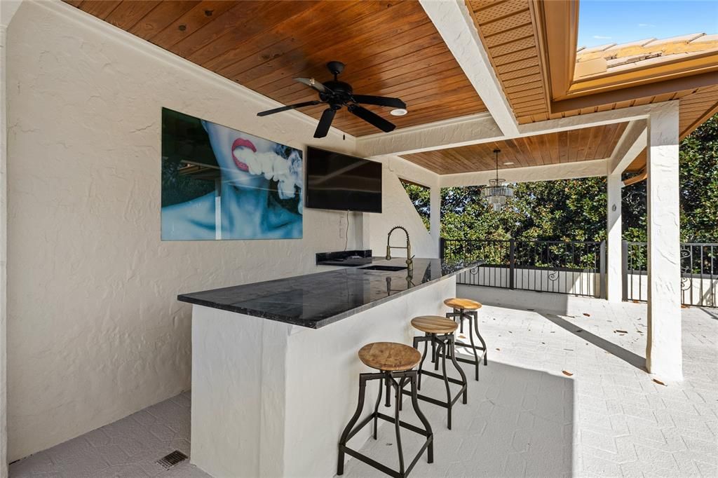 For Sale: $2,600,000 (5 beds, 4 baths, 5366 Square Feet)