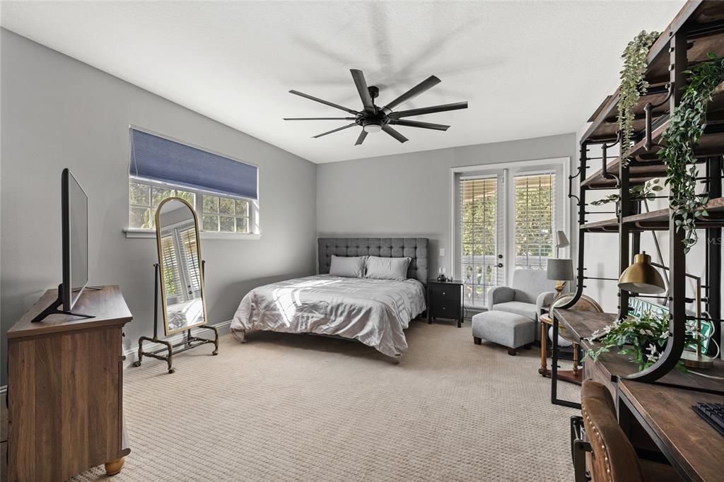 For Sale: $2,600,000 (5 beds, 4 baths, 5366 Square Feet)