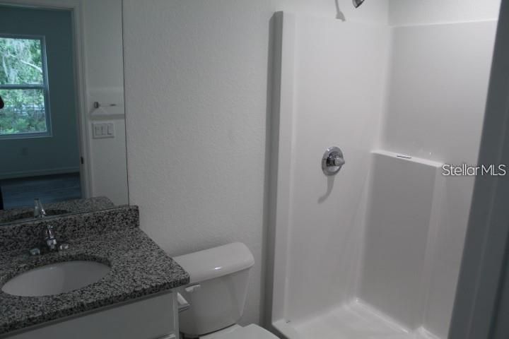 For Rent: $1,600 (3 beds, 2 baths, 1066 Square Feet)