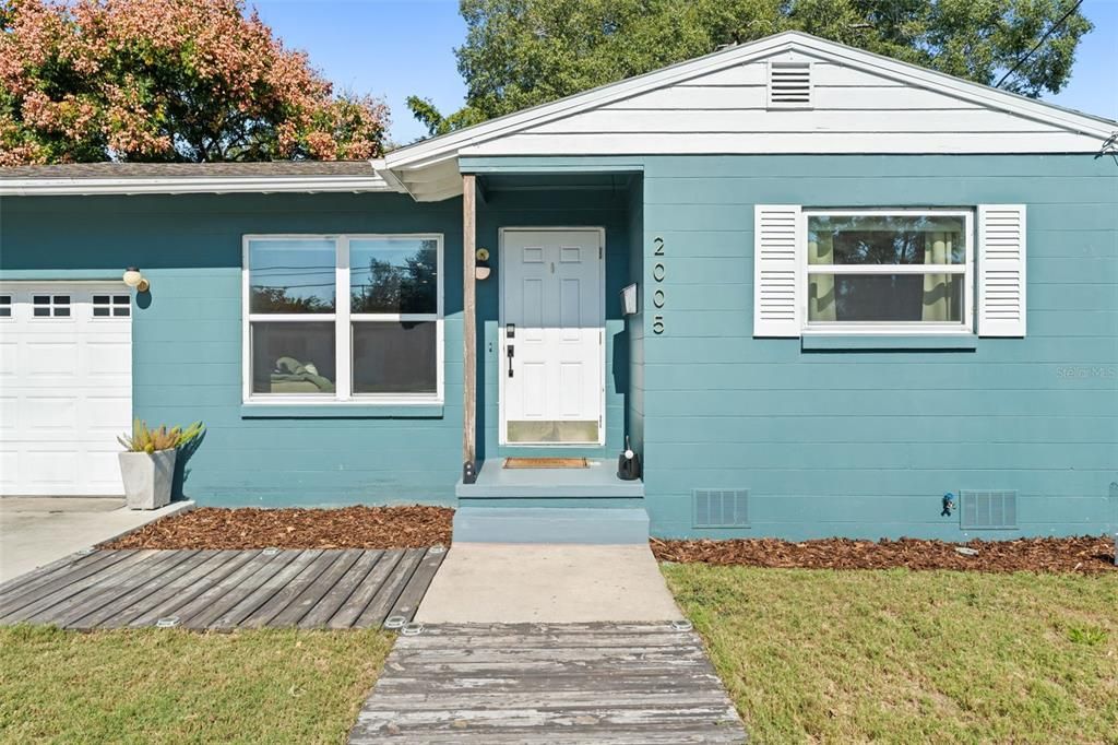 待售: $414,900 (2 贝兹, 1 浴室, 942 平方英尺)